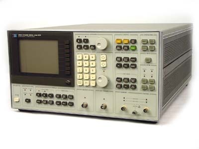 Hewlett Packard 3562A.jpg