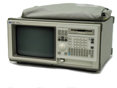 Hewlett Packard 1664A.jpg