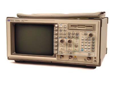 Hewlett Packard 54520A.jpg