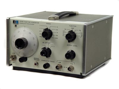 Hewlett Packard 3310B.jpg